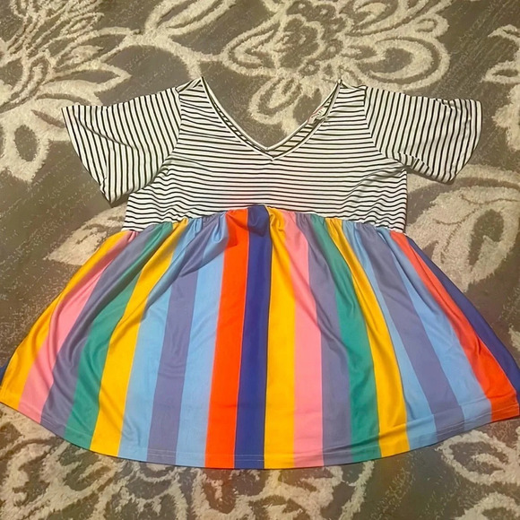 Andree top boutique bought. Like new. - Picture 1 of 3